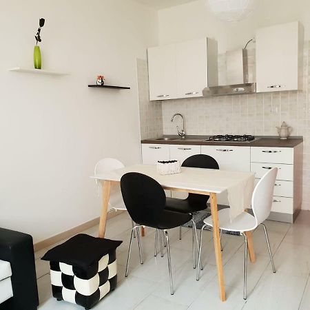 Apartamento Red Ginger Oristano Exterior foto